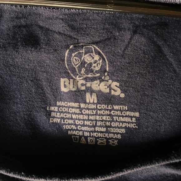 Buc-ee's Tank Top: Mens size Medium - Picture 2 of 4